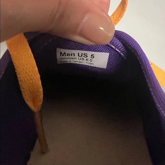 Purple vans sneakers yellow shoelaces size 6.5 - Picture 5 of 6